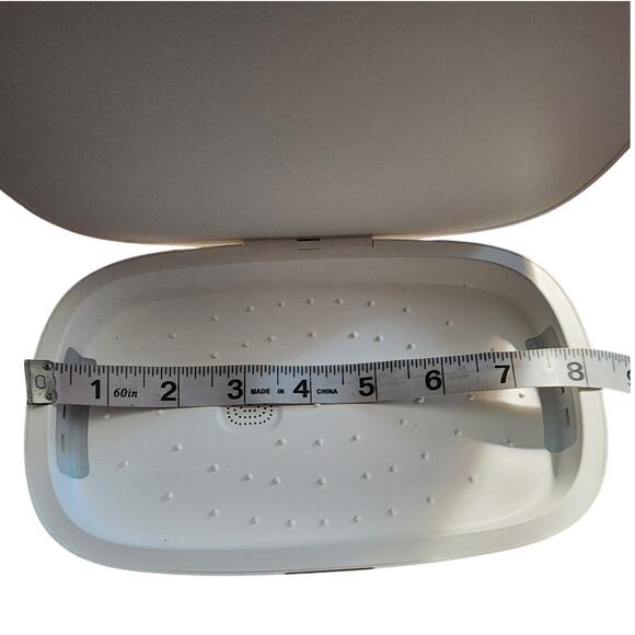 Mophie UV Sterilizer with Wireless Charging - Picture 8 of 10